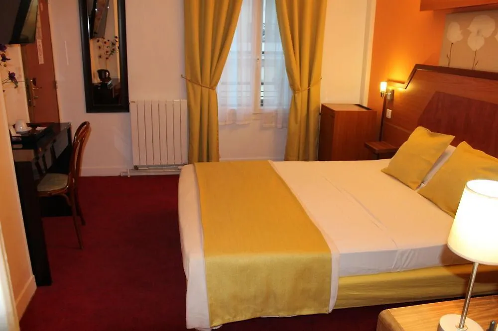 Le Nouvel Du Théâtre 3* Parigi
